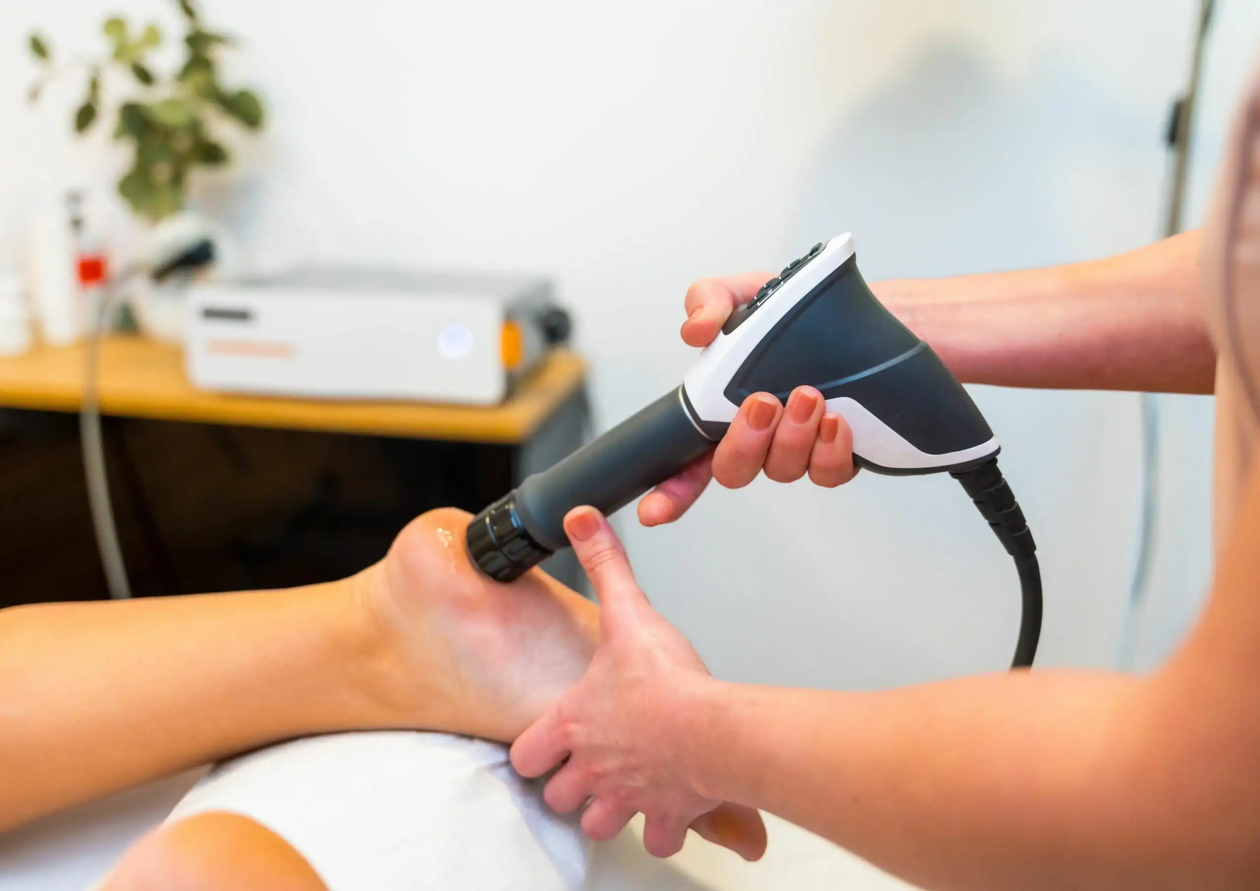 Ударно-волновая терапия - Physiotherapist